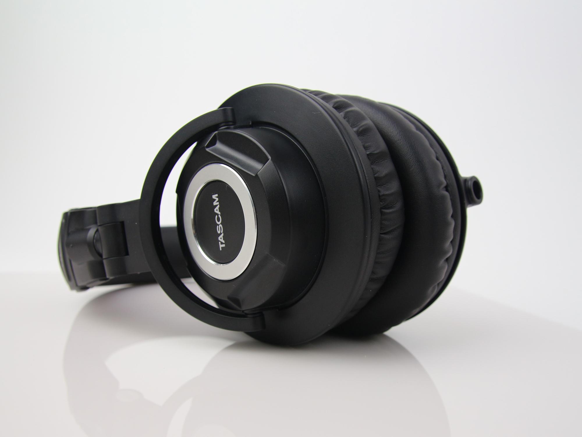 TASCAM TH-07 High Definition Monitor Headphones/10Hz to 30kHz - Image 2
