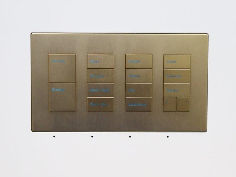 Wall-Smart 028-1-910 New Construction Mount for Savant Ascend WFB-4Gang - Image 2