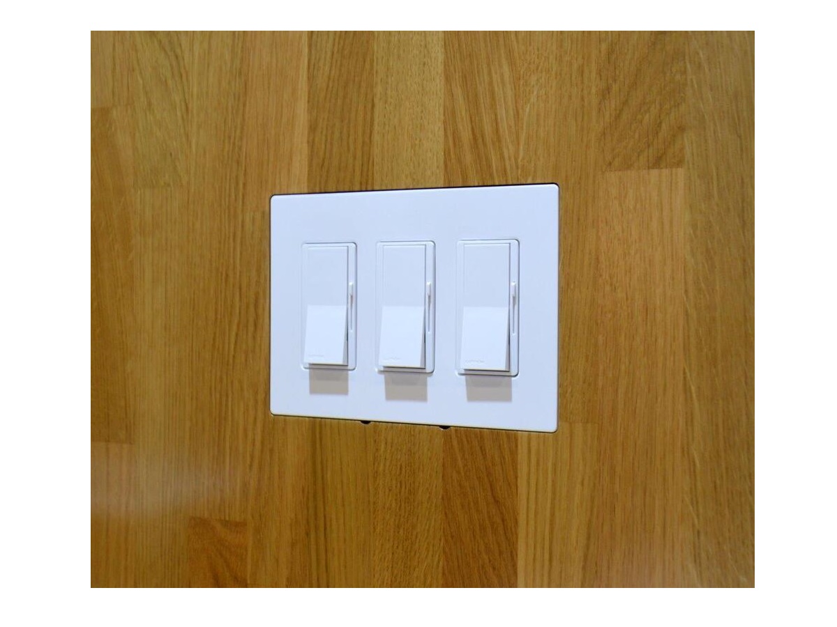 Wall-Smart 10-01-653 Solid Surface Adapter for Lutron Designer Style 3G - Image 2